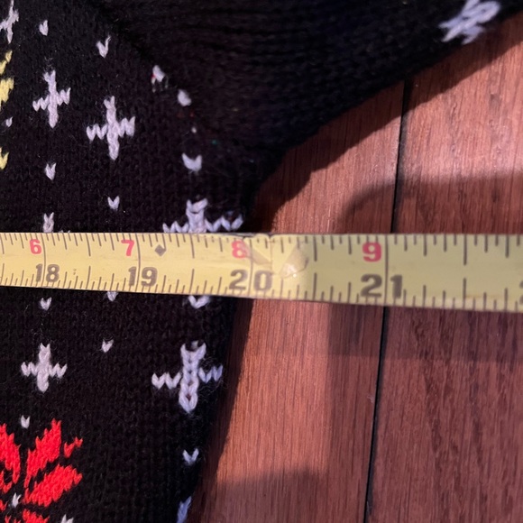 STAR WARS Disney Boba Fett Ugly Christmas Sweater Size Small - Picture 9 of 13